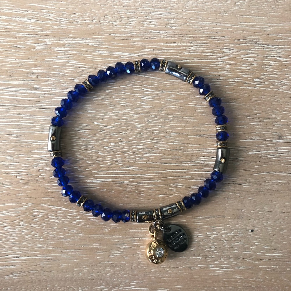 Henri Bendel stretch bracelet blue beads